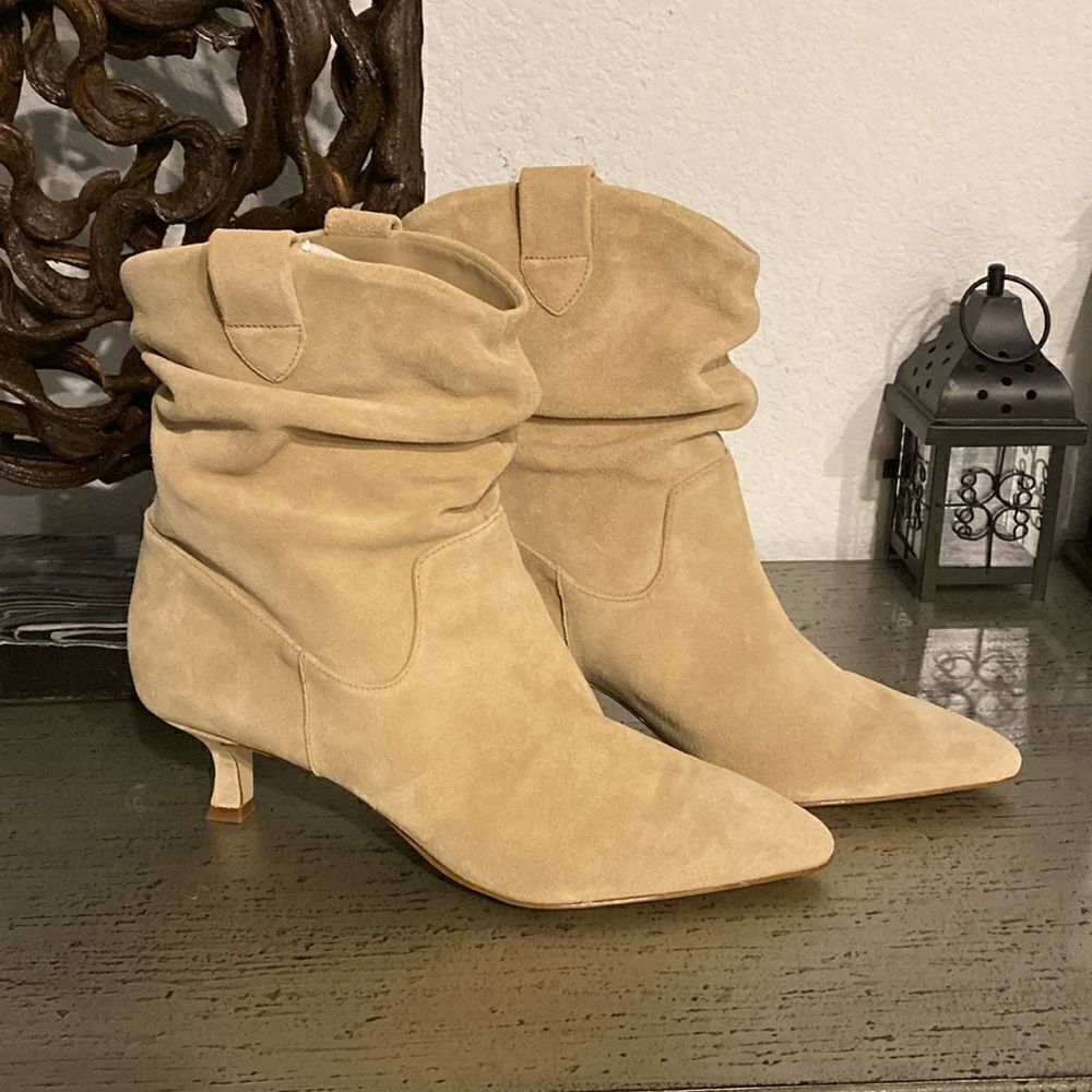 New Gianni Bini Sella Suede Slouchy Booties - Picture 2 of 8